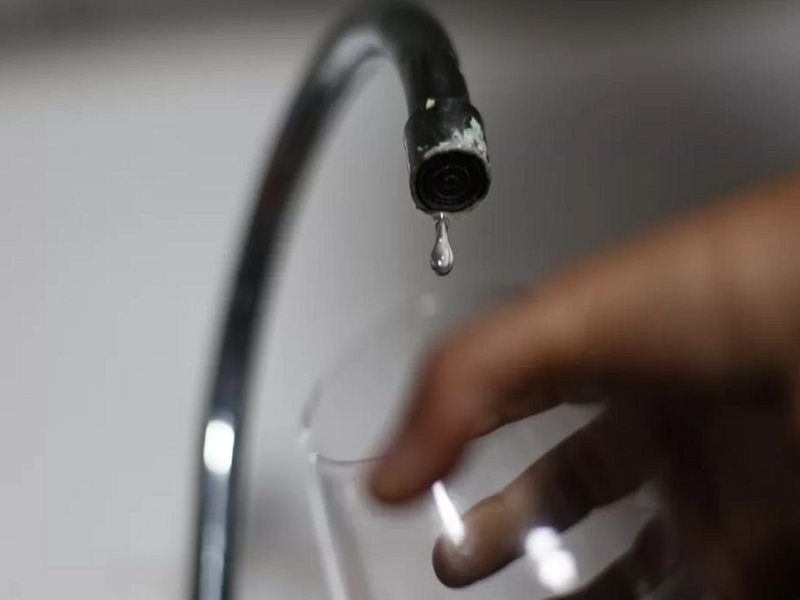 Verano en Paraná sin agua, una postal recurrente