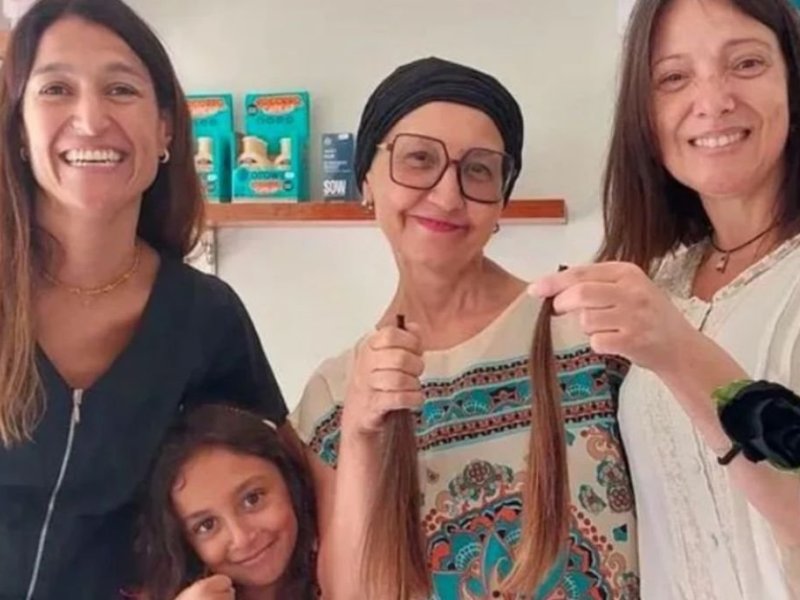 Venado Tuerto: un grupo de mujeres confeccionan pelucas solidarias para pacientes oncológicos