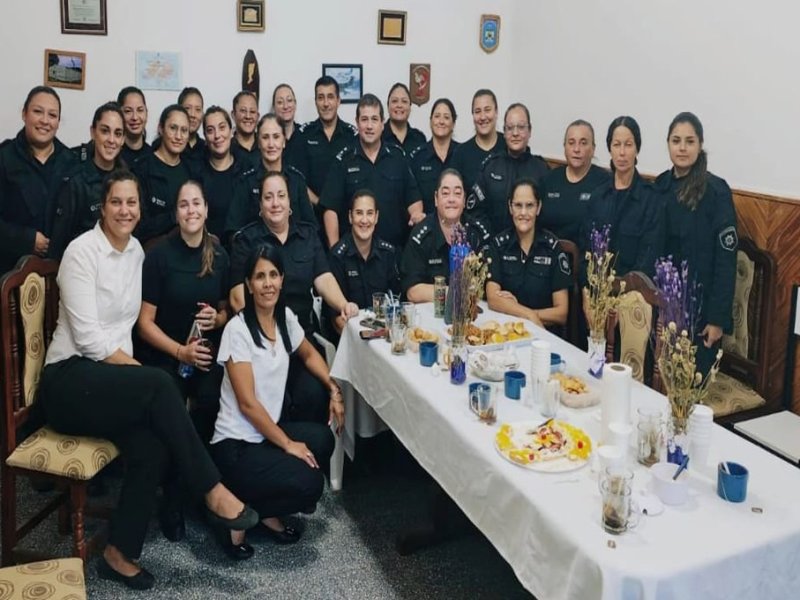 Reconocimiento a mujeres policías en el Día Internacional de la Mujer