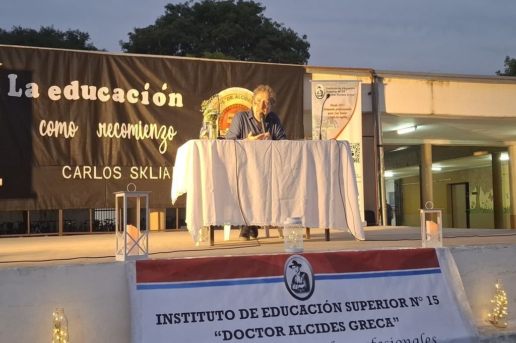 Carlos Skliar disertó sobre educación e inclusión