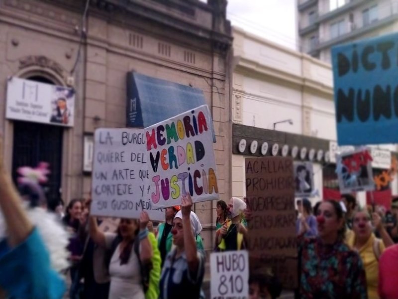 Masiva marcha en Paraná por la Memoria, la Verdad y la Justicia