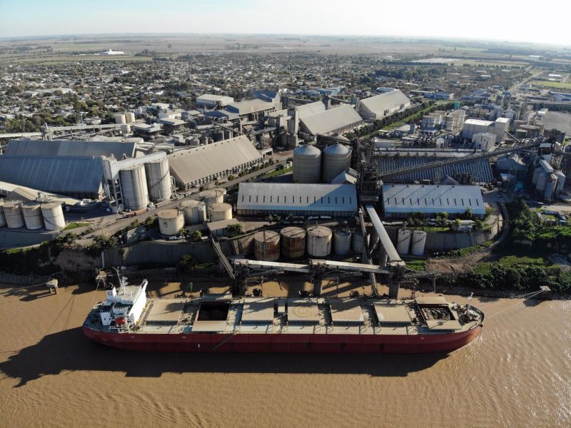 Hallan más de 400 kilos de cocaína en un barco anclado en el puerto de Vicentin