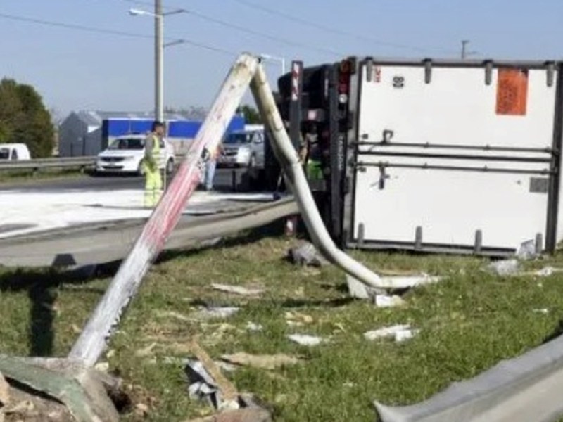 A los tiros: quisieron robar un camión con electrodomésticos en la autopista Santa Fe – Rosario