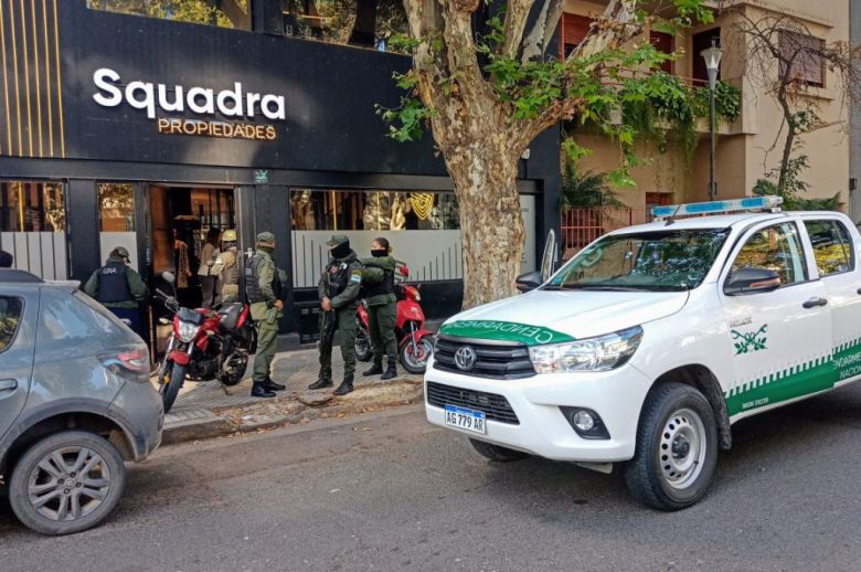 Rosario: allanaron una inmobiliaria céntrica por lavado de dinero y operaciones sospechosas