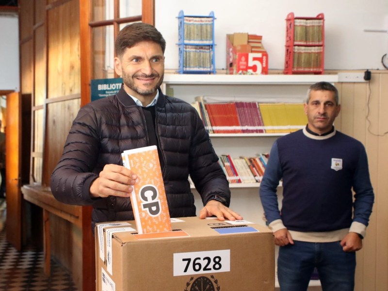 Para Pullaro, “es la elección más trascendente que tiene Santa Fe en los últimos 60 años”