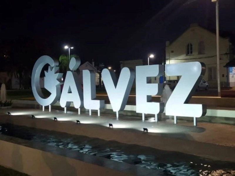Gálvez: un prófugo de la cárcel de Coronda agredió a su pareja y a la policía