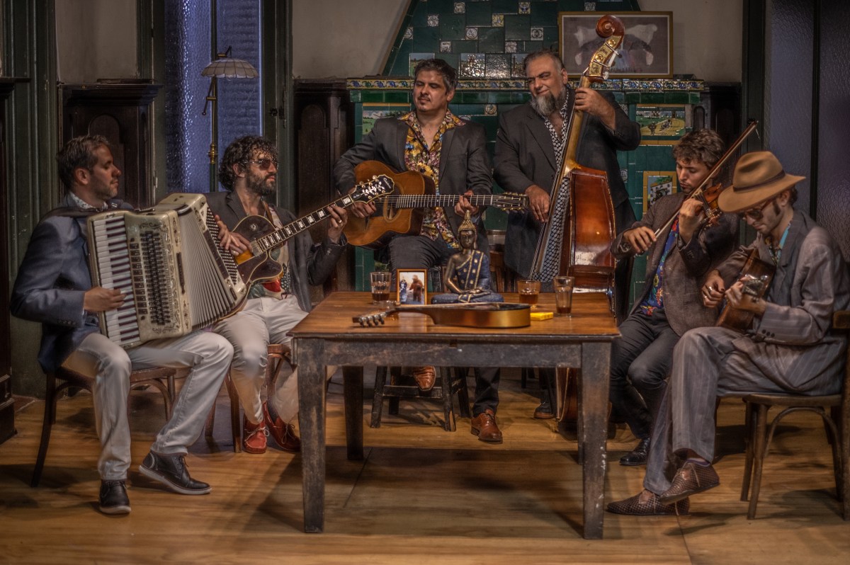 El jazz manouche de Hijos de Buda suena en Lavardén