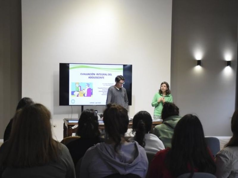Paraná: se realizó una capacitación para el acompañamiento de los adolescentes en salud integral