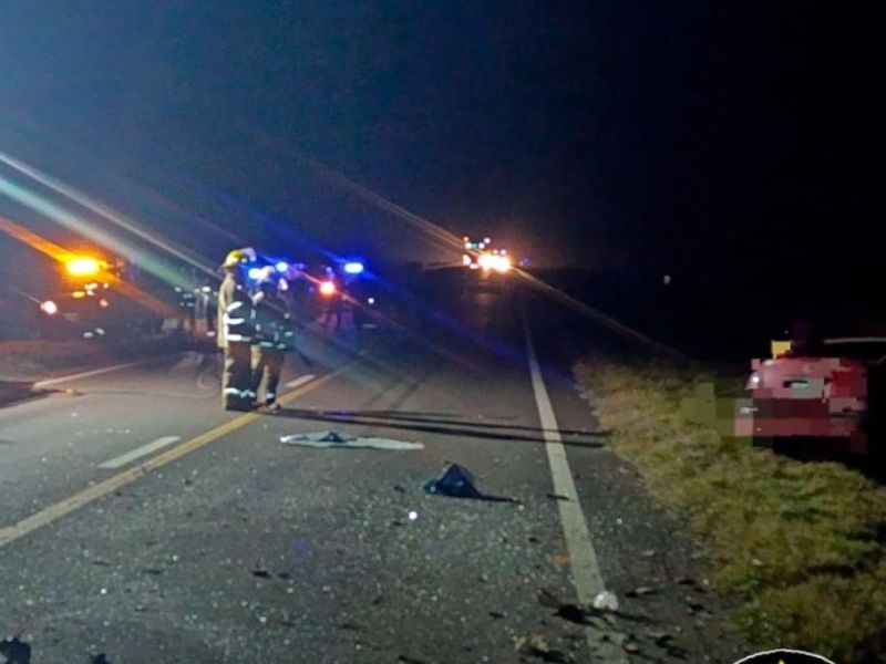 Accidente fatal en ruta 18: un auto y una camioneta chocaron y dos hombres oriundos de Diamante murieron
