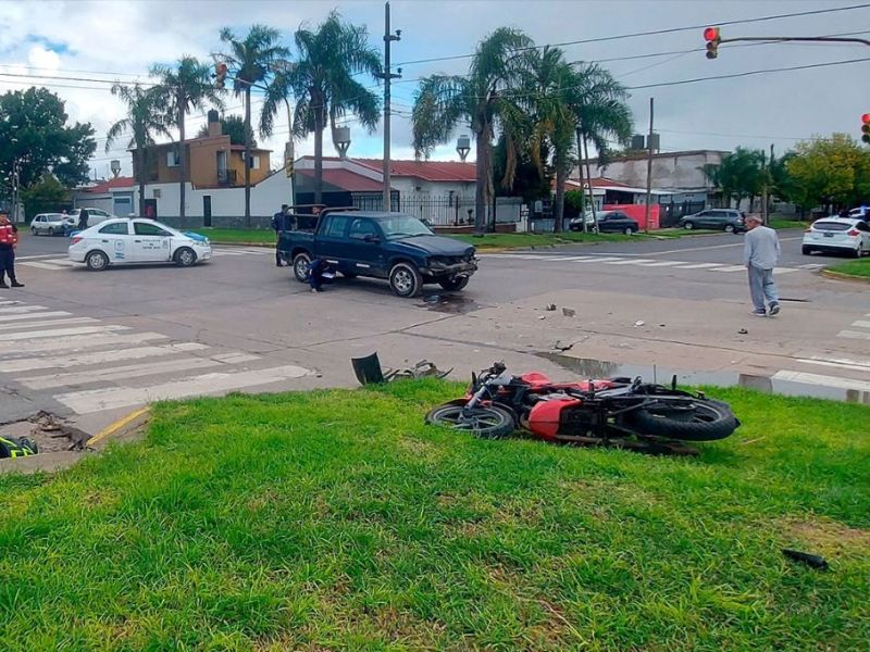 Accidente fatal en Paraná: falleció un motociclista tras sufrir graves lesiones