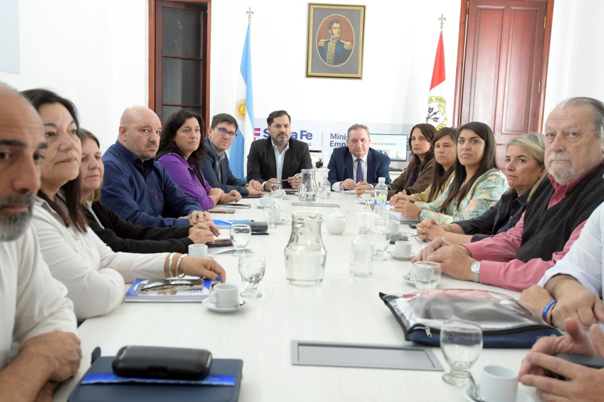 Paritaria docente con críticas gremiales y promesa de propuesta