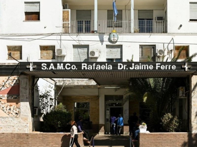 Asistieron a una joven que llegó al hospital con un preservativo con marihuana en la vagina