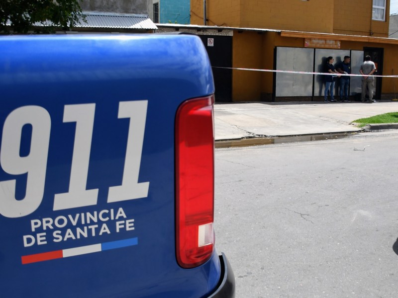 Investigan la muerte de un joven en una barbería de Rosario