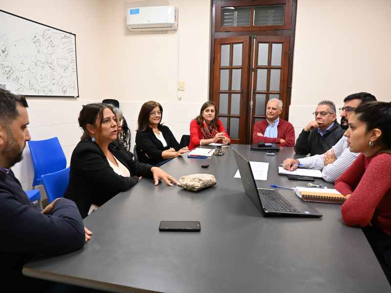 Santo Domingo: avanzan las gestiones para la llegada del gas natural