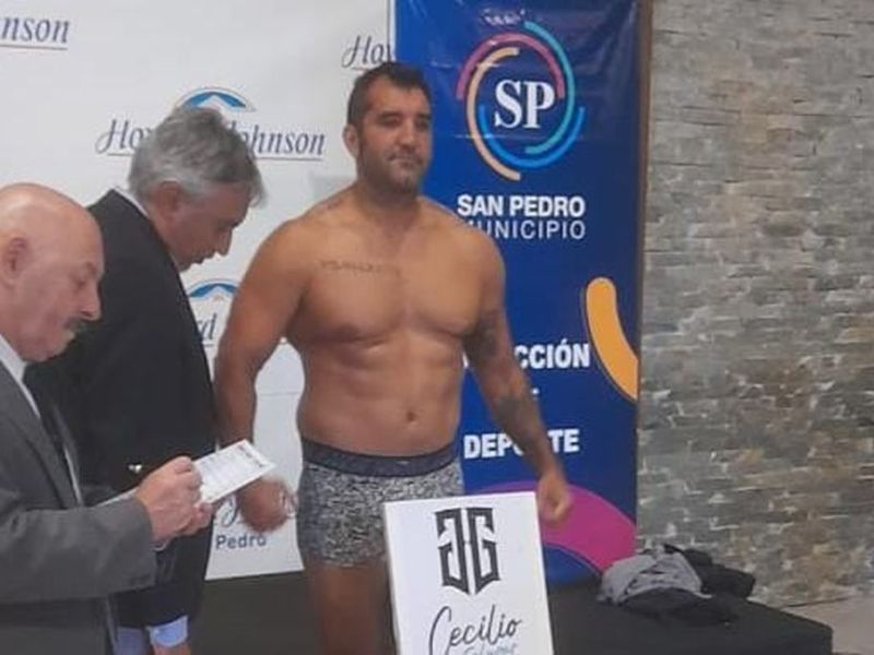 El boxeador paranaense Jairo Suárez pelea por el Título Cono Sur AMB