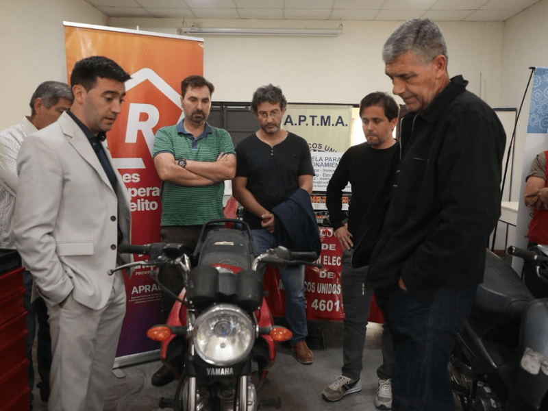 Motos incautadas a delincuentes ahora serán usadas en cursos de capacitación de mecánica