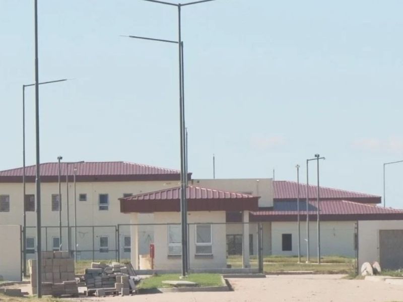 Cárcel Federal de Coronda: recorrida de autoridades judiciales de toda la provincia