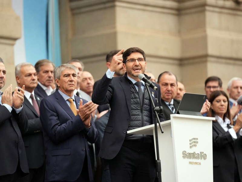 Por más recursos para el interior productivo: Pullaro encabezó el acto por el 25 de Mayo con un mensaje federal