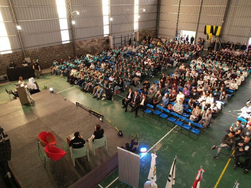 Transición energética, eje de un seminario en el norte santafesino con más de 500 alumnos