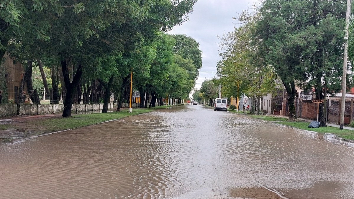 Diluvio en Vera: “Quedan tres zonas con problemas de escurrimiento”, dijo la intendenta Mitre
