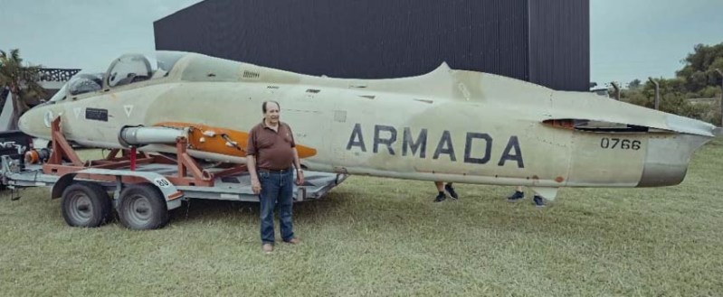 El histórico regreso del avión que le dio pelea a los ingleses en Malvinas: “Misión Owen” se prepara para un evento único en Sunchales