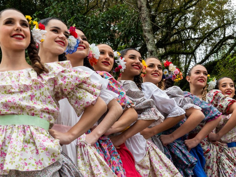 Con 47 Años de Trayectoria, el Ballet El Trébol Anuncia su Gira Europea