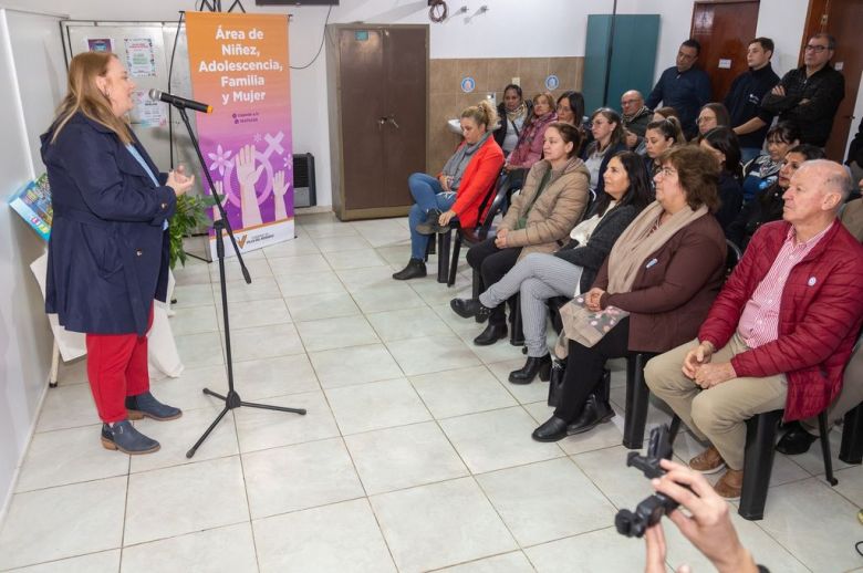 Inauguraron un centro de día para niños y adolescentes en Villa del Rosario