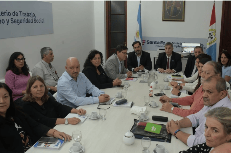 El Gobierno propuso a los docentes un aumento del 8% trimestral