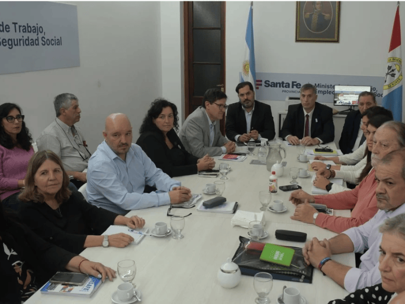 El Gobierno propuso a los docentes un aumento del 8% trimestral