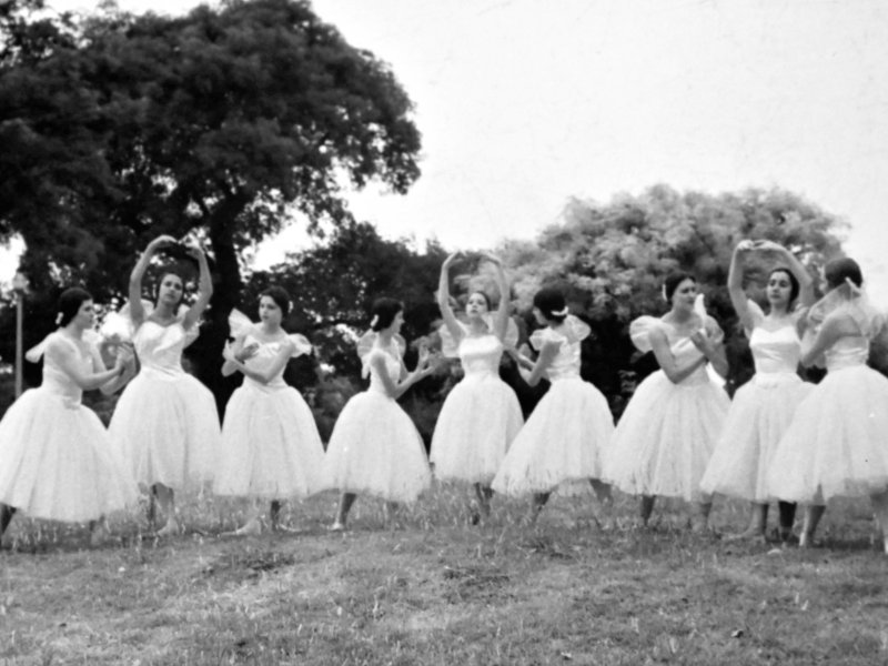Escuela Municipal de Danzas y Arte Escénico: cien años entre el primer picadero y las galas de celebración