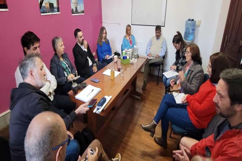 Se realizó una reunión por los terrenos del denominado Parque Costero