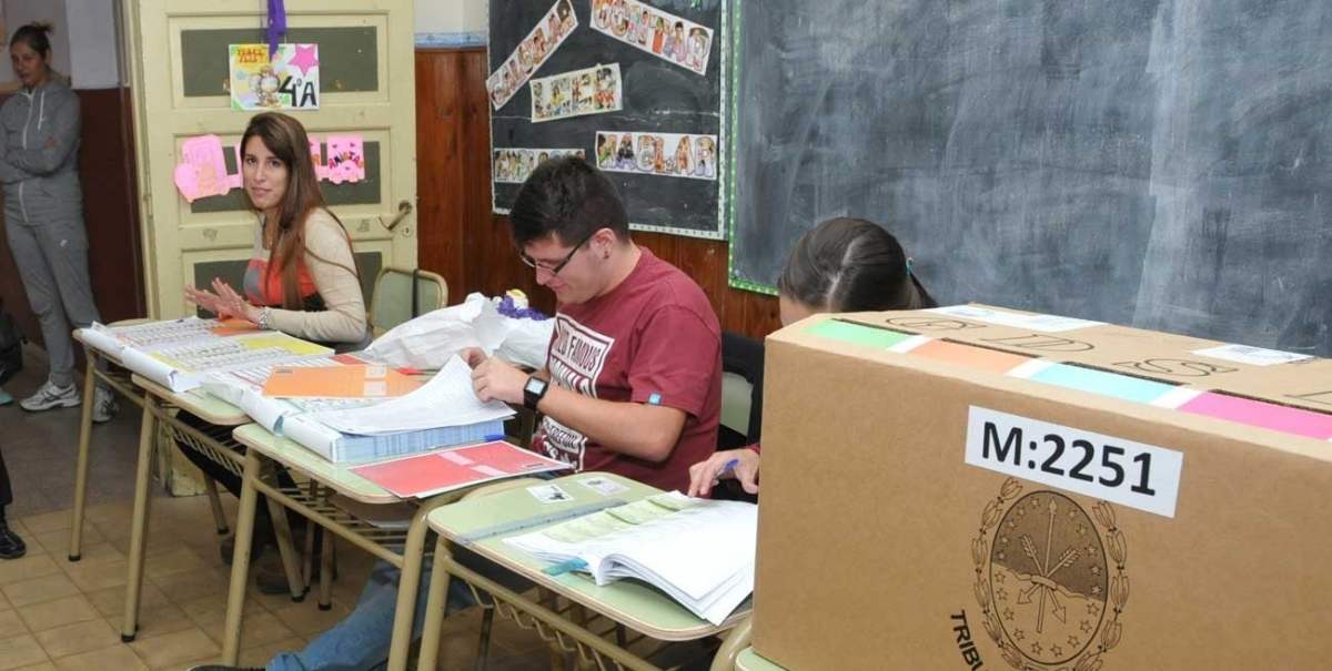 El 75 % de las autoridades de mesa ya confirmó su participación para las lecciones de junio en Santa Fe