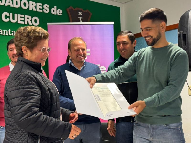 Las Toscas: anuncian la construcción de viviendas