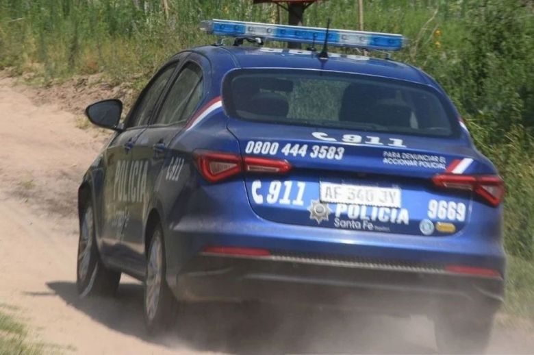 Investigan la muerte de un hombre en Esperanza: su cuerpo fue encontrado en un vehículo en el camping municipal