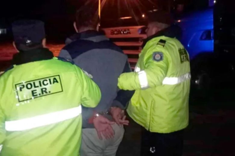 Un camionero brasileño fue detenido en ruta 12 tras evadir un control policial y conducir en estado de ebriedad