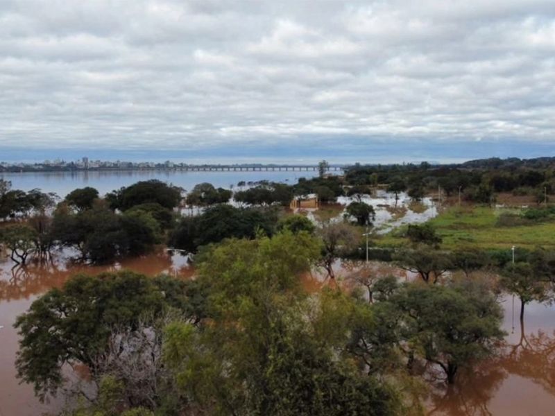 Paso de los Libres: evacuan a familias debido a la crecida del río Uruguay
