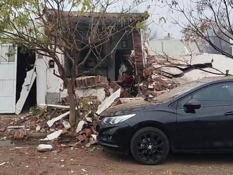 Susto en Rufino: una explosión destruyó una vivienda