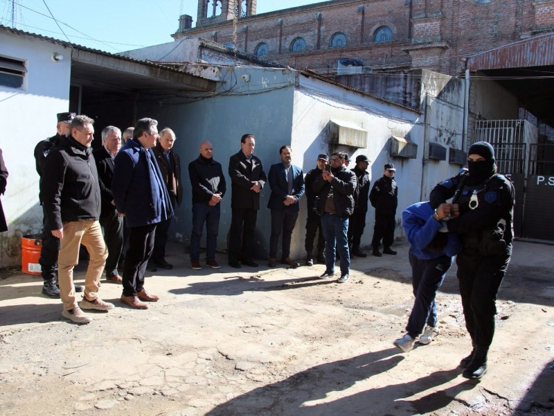 Trasladaron 83 reclusos del norte santafesino a los nuevos pabellones de la Unidad Penitenciaria 10 de Santa Felicia