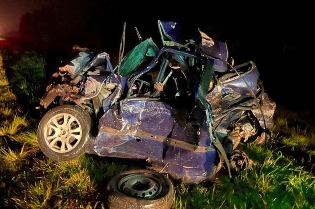 Choque de dos autos y un camión sobre el puente Zárate-Brazo Largo ...