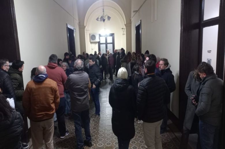 Aseguran que podrían despedir personal en una repartición estatal