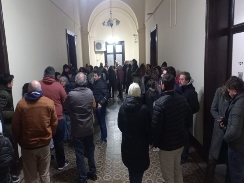 Aseguran que podrían despedir personal en una repartición estatal