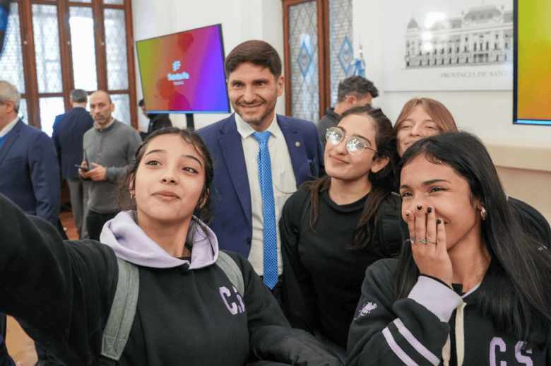 Santa Fe invertirá .000 millones en la renovación integral de la Escuela Simón de Iriondo