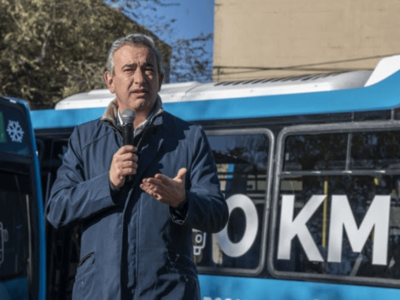 Rosario sumó 20 nuevos colectivos a la línea 142 y ya renovó 88 unidades en 2025