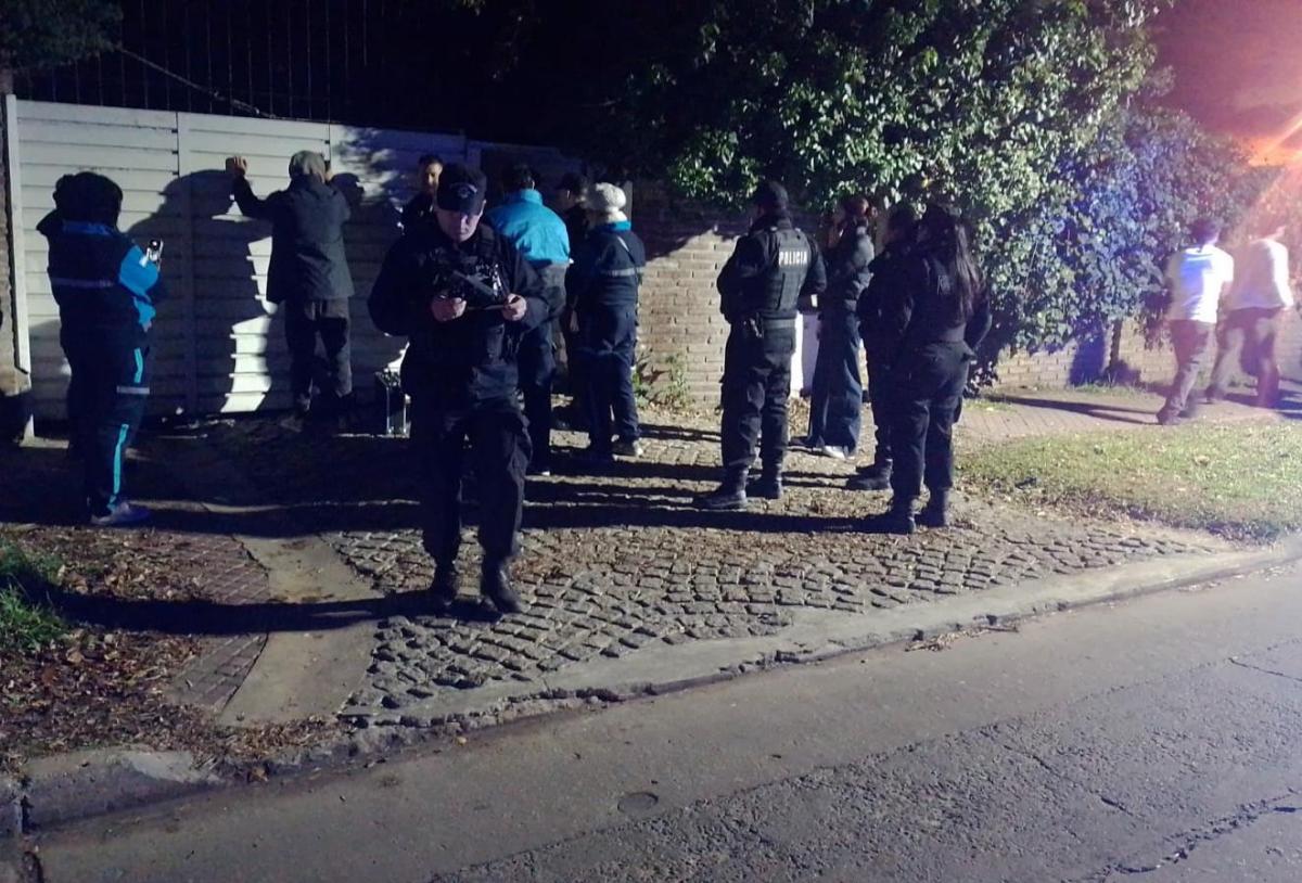 Desbarataron una fiesta clandestina con más de 300 jóvenes en Fisherton