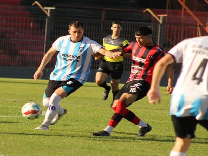 Patronato aplastó a Argentino Juniors y manda en la Copa de la Liga Paranaense
