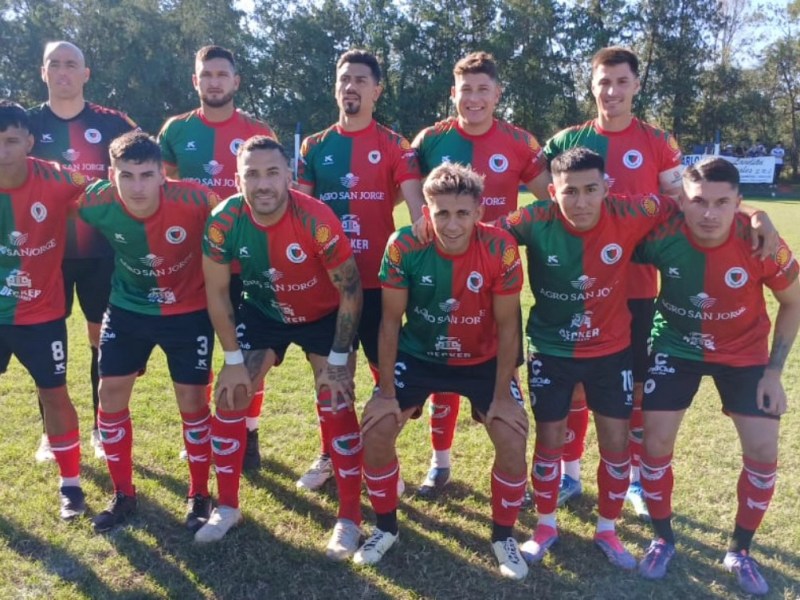 Liga San Martín: todo cambia menos la punta