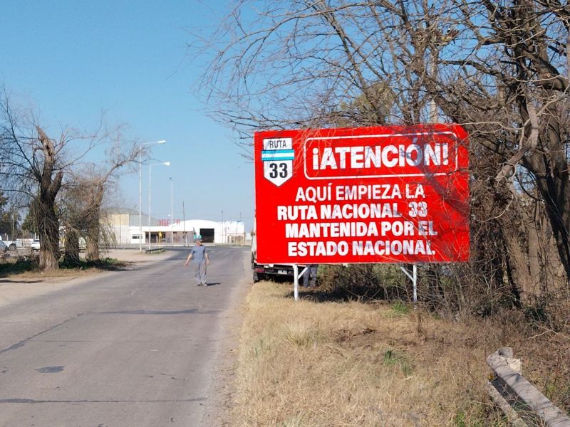 Rutas nacionales sin mantenimiento: señalizan con carteles “por el estado catastrófico” en que están