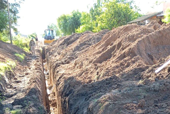 Tostado: las obras de cloacas ya superan el 60 % de avance