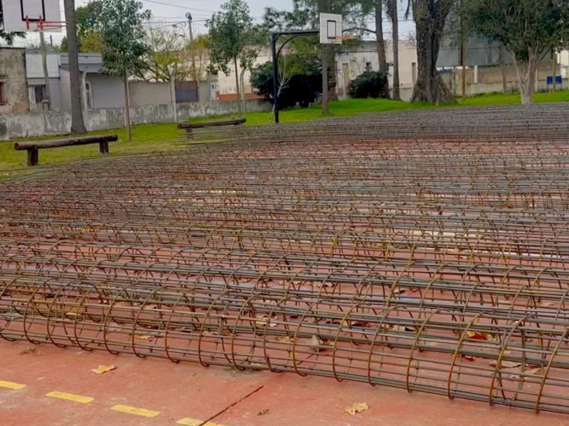 Avanza la construcción del nuevo gimnasio del CEF N°22 en Coronda