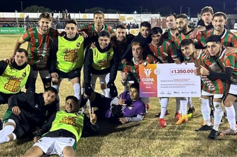 Rumbos a los 8vos de final: Sportivo Las Parejas derrotó a Central Córdoba y pasó de fase